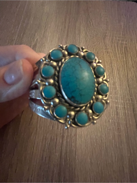 Jewelry - Vintage Southwestern Style Turquoise Cluster Cuff Bracelet